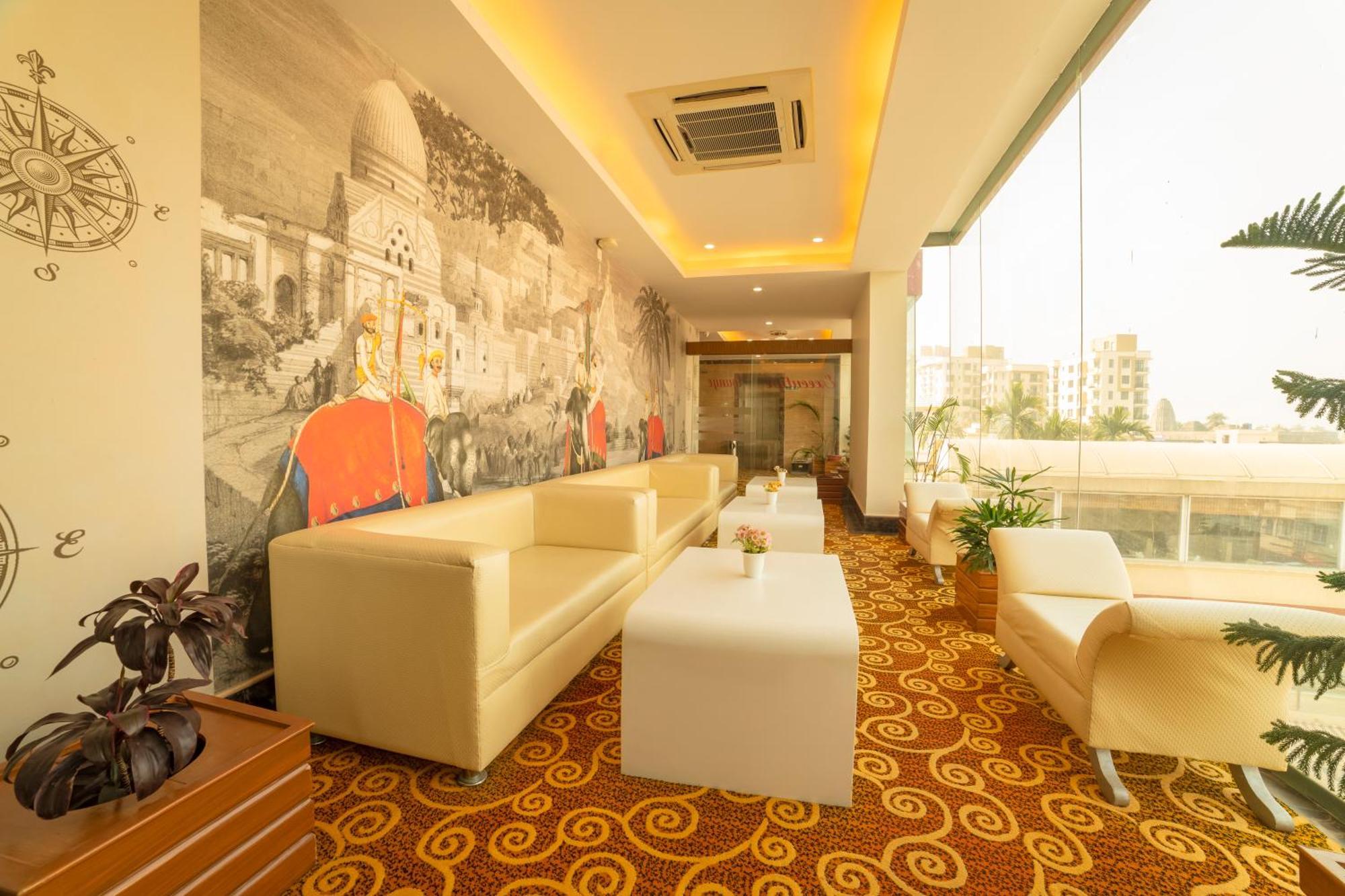 Hotel Harrison Palace Биратнагар Экстерьер фото