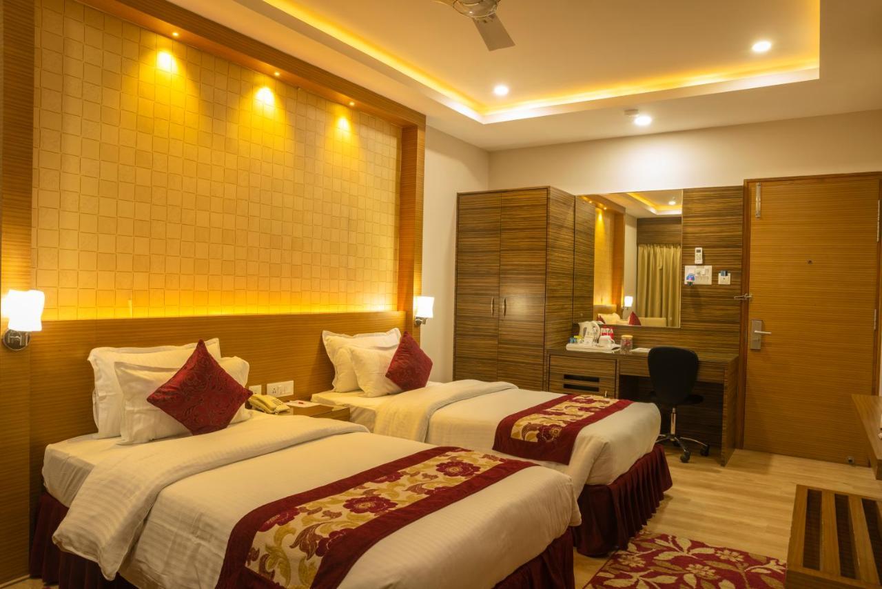 Hotel Harrison Palace Биратнагар Экстерьер фото