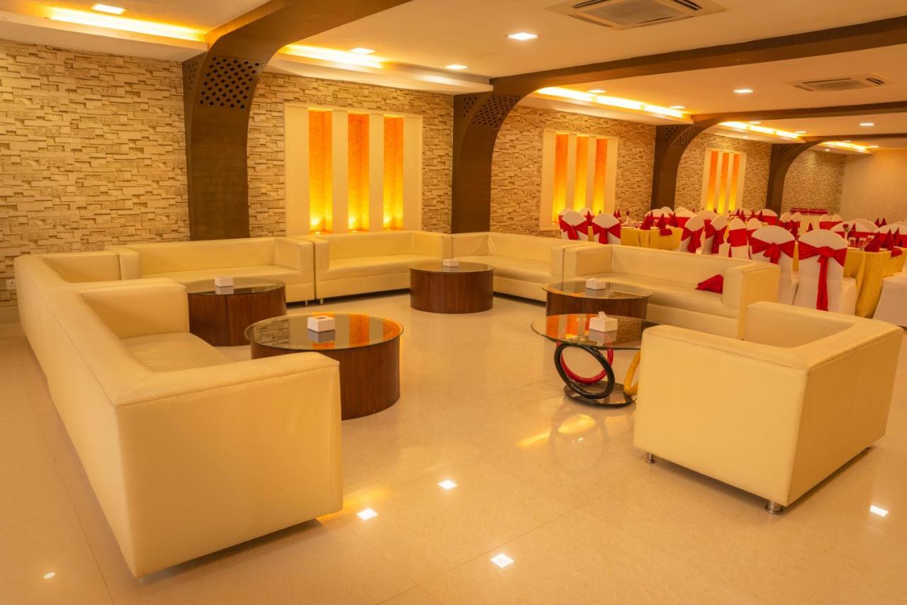 Hotel Harrison Palace Биратнагар Экстерьер фото